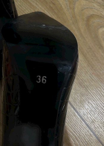 Siyah Yılan Desenli Gotik Stiletto - Görsel 2