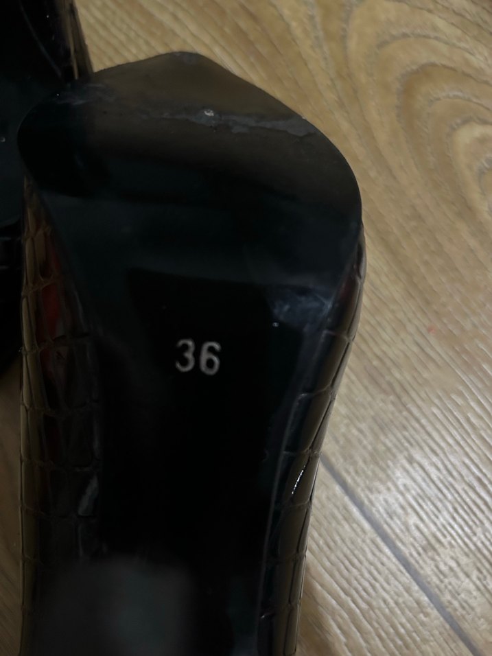 Siyah Yılan Desenli Gotik Stiletto - Görsel 2