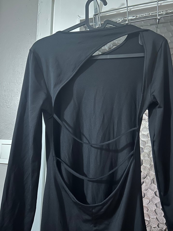 Uzun Kollu Siyah sırt dekolteli elbise - Görsel 2