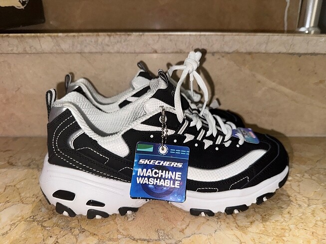 37 Beden siyah Renk Skechers d?lites