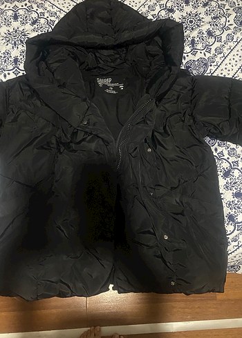 Stradivarius Düğmeli Siyah Kadın Kışlık Mont