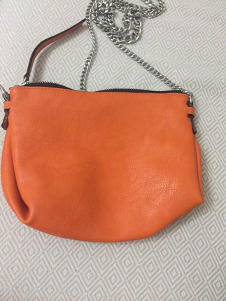 s Beden turuncu Renk Zara marka deri çanta