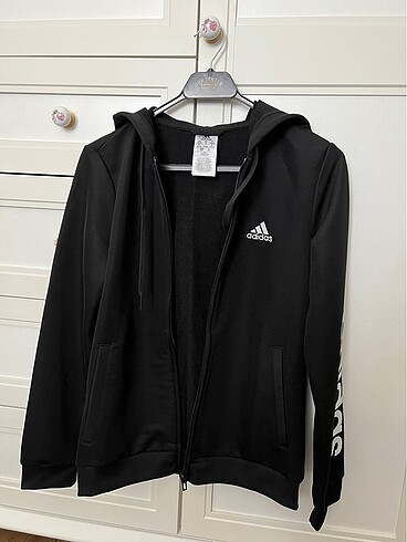 Adidas Eşofman Takımı