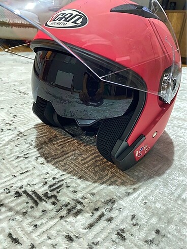 Pembe yarım kask