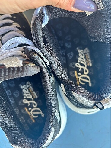 37,5 Beden Sadece iki kere giyildi skechers 37,5