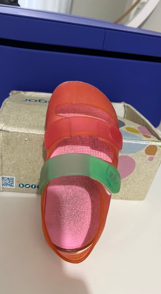 İgor sandalet. Tabanı çıkarılabiliyor. 22 numara - Görsel 3