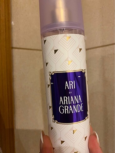 Ariana grande body mist