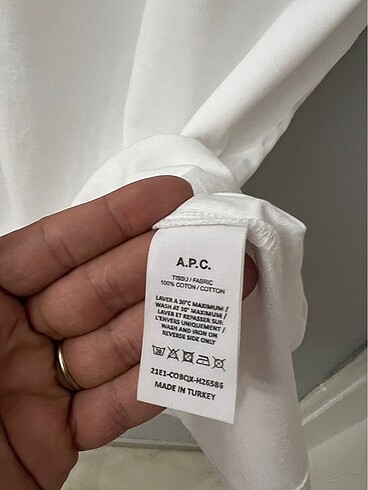 l Beden Apc Tişört