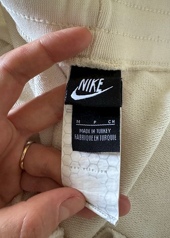 m Beden Orijinal nike eşofman altı