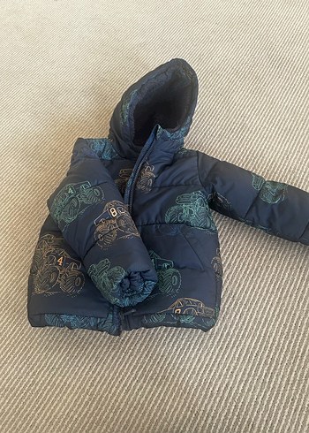 Kapüşonlu Peluş Astarlı Baskılı Erkek Çocuk Mont - Görsel 2