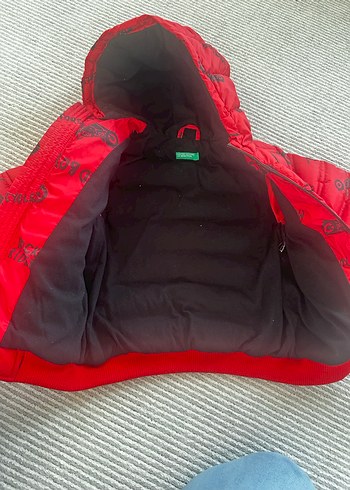 Benotton Kapüşonlu Kırmızı Motor Baskılı Erkek Mont - Görsel 3