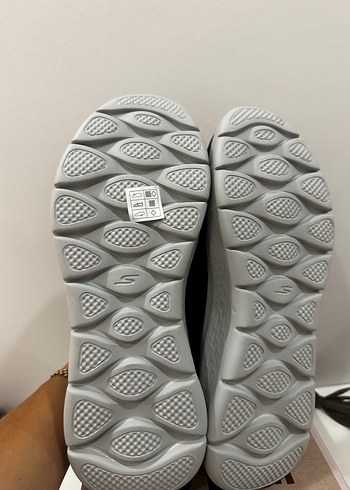 Skechers Gri Erkek Spor Ayakkabı Velcro Detaylı - Görsel 3