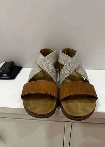 Kadın Süet Kahverengi Dolgu Topuklu Sandalet - Görsel 2