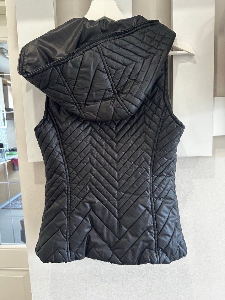 Siyah Fermuarlı kapşonlu  Kadın Yelek - Görsel 2