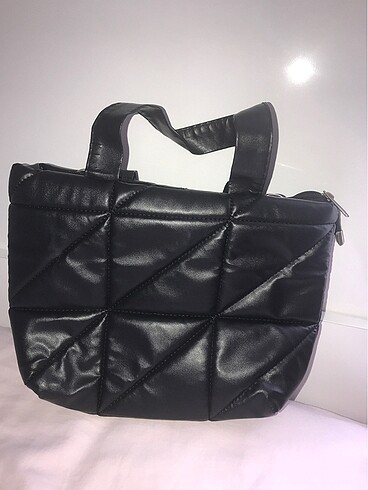 Siyah çanta - Görsel 2