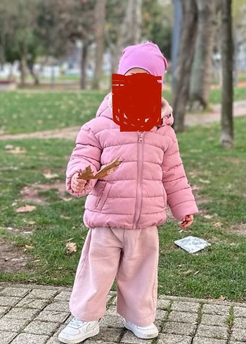 Kız Çocuk Kapüşonlu Pembe Mont - Görsel 4