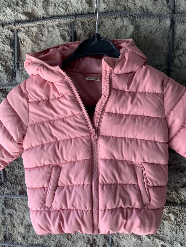 Kız Çocuk Kapüşonlu Pembe Mont - Görsel 3