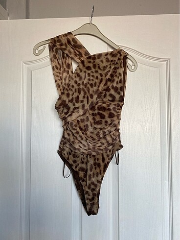 Zara Leoparlı body
