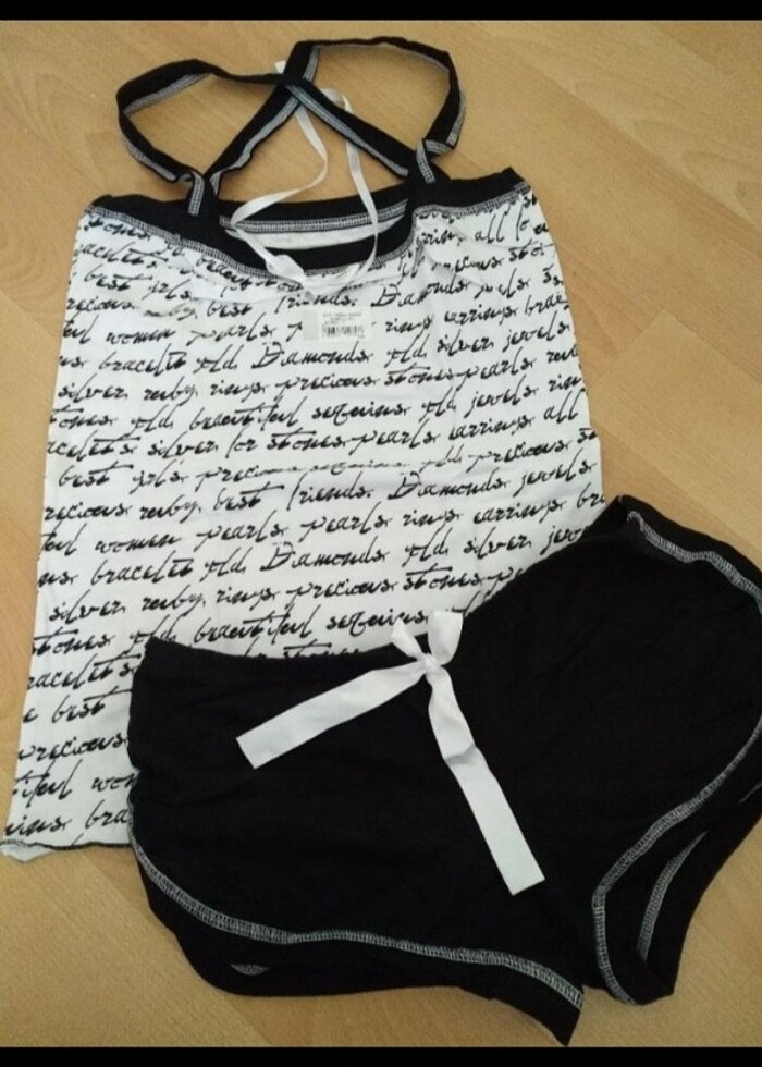 Berrak şortlu takım  - Görsel 2