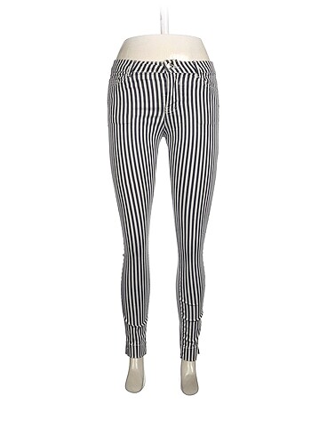 Bershka Skinny %70 İndirimli.