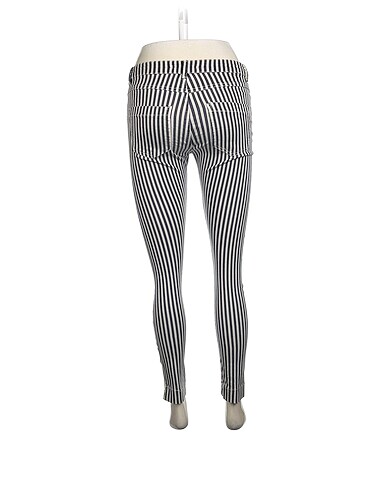 36 Beden Bershka Skinny %70 İndirimli.