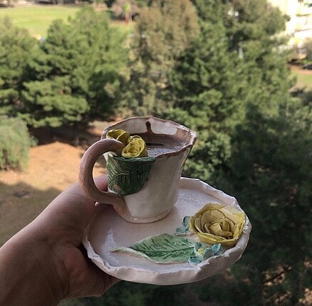 El yapımı fincan