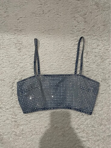 Zara Bluzz