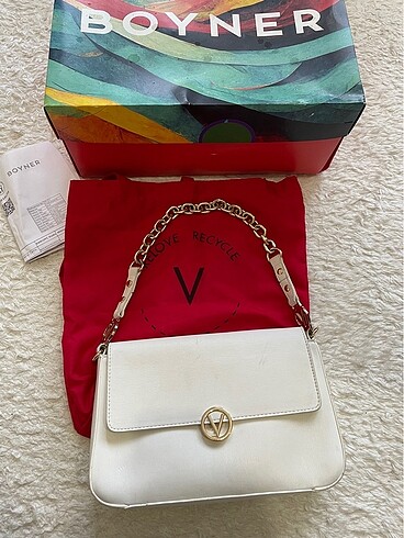 Valentino Valentino