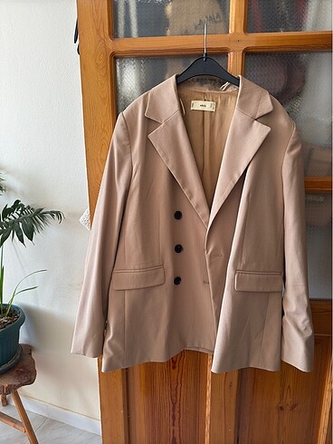 l Beden Mango blazer