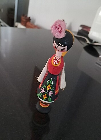 Vintage Macaristan Ahşap Biblo[11 cm]