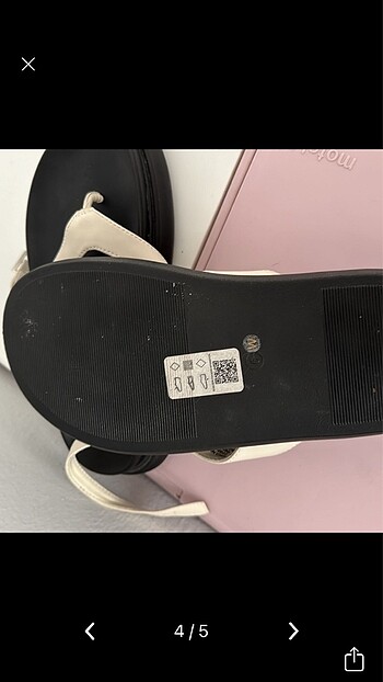40 Beden beyaz Renk ASOS SANDALET