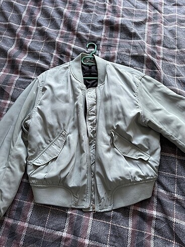 H&M su yeşili bomber ceket