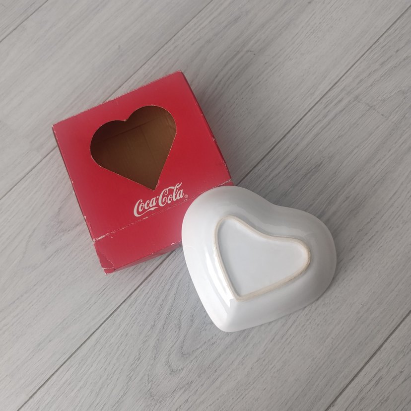 Kutusunda - Koleksiyonluk
Coca Cola Sevgililer Günü Çerezlik - Görsel 4