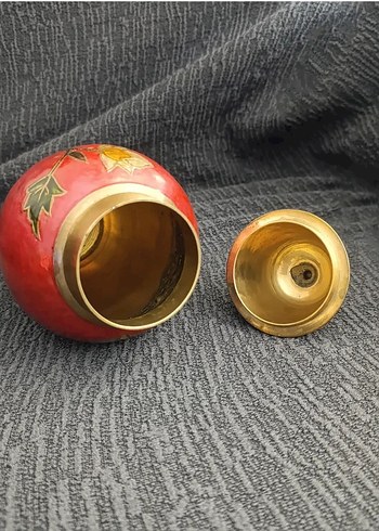 Vintage Kapaklı Pirinç Urna - Görsel 2