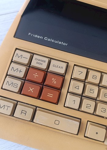 Singer Marka Elektrikli Hesap Makinesi  
Vintage Koleksiyonluk - Görsel 6