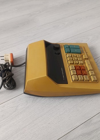 Singer Marka Elektrikli Hesap Makinesi  
Vintage Koleksiyonluk - Görsel 9