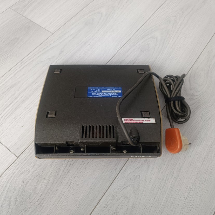 Singer Marka Elektrikli Hesap Makinesi  
Vintage Koleksiyonluk - Görsel 5