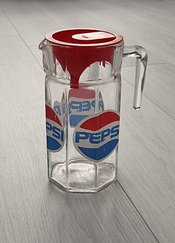 Nadir Pepsi Sürahi