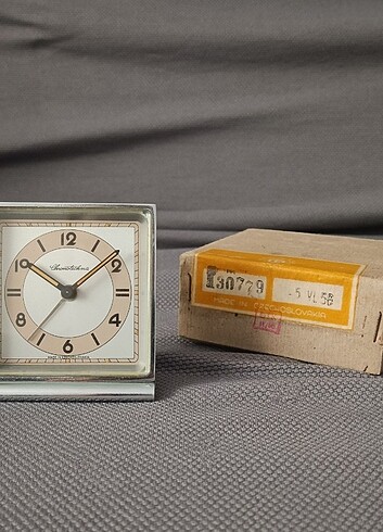 Vintage Kutusunda Kullanılmamış Masa Saati 