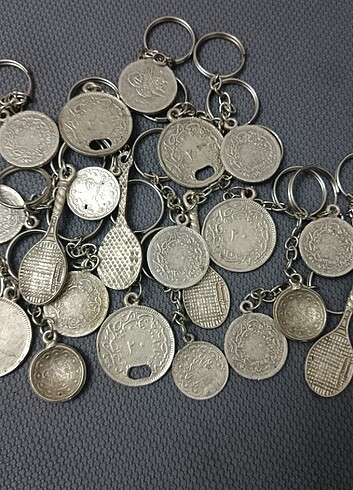 Osmanlı Tuğralı ve Tenis Raketi Görselli Metal Anahtarlı