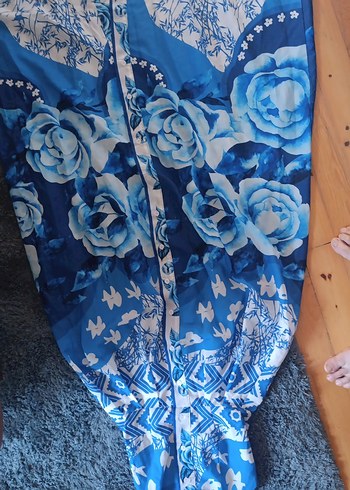 s Beden Mavi Batik Desenli Uzun Straplez Elbise