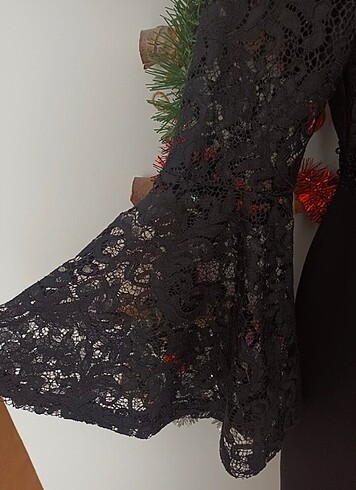 44 Beden siyah Renk Siyah elbıse 44 beden