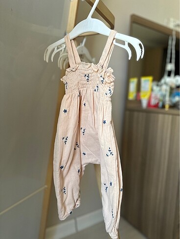 3 Ay Beden Zara çiçek işlemeli salopet - tulum 3-6 ay