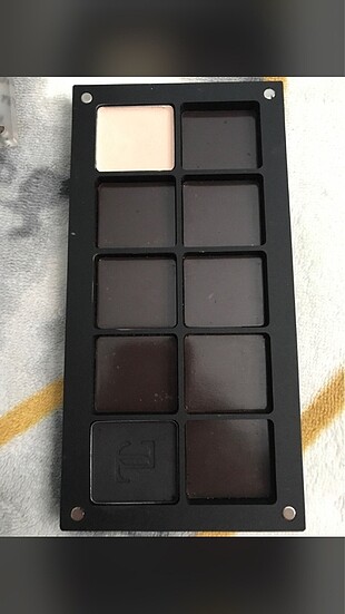 inglot mıknatıslı palet