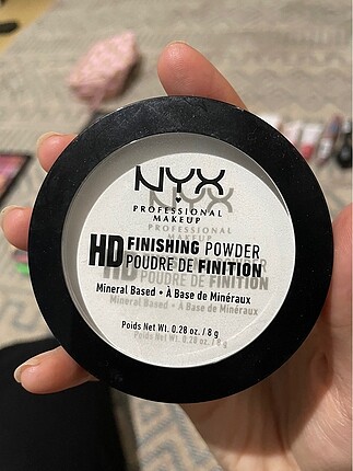 nyx hd transparan pudra