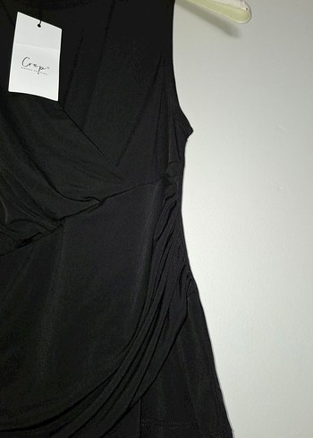 Siyah V Yaka Kolsuz Drapeli Kadın Bluz - Görsel 3