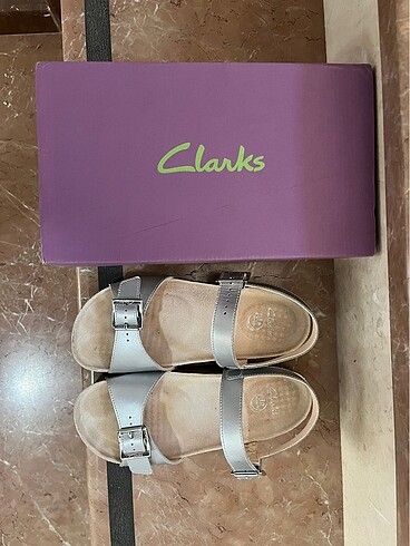 Clarks Gümüş Sandalet