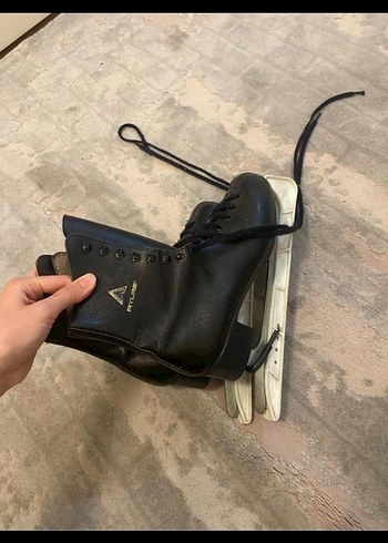 Deri Siyah Bağcıklı Korumalı Buz Pateni - Görsel 3