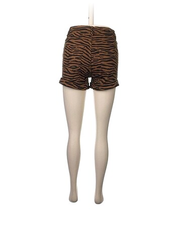 38 Beden Bershka Mini Şort %70 İndirimli.