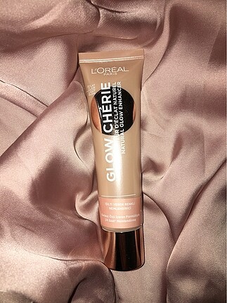 L'Oréal Paris Loreal glow cherry